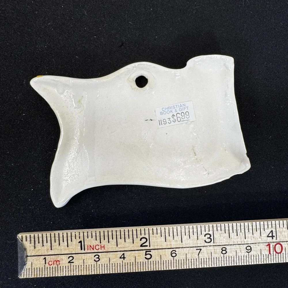 White Scroll Ornament 